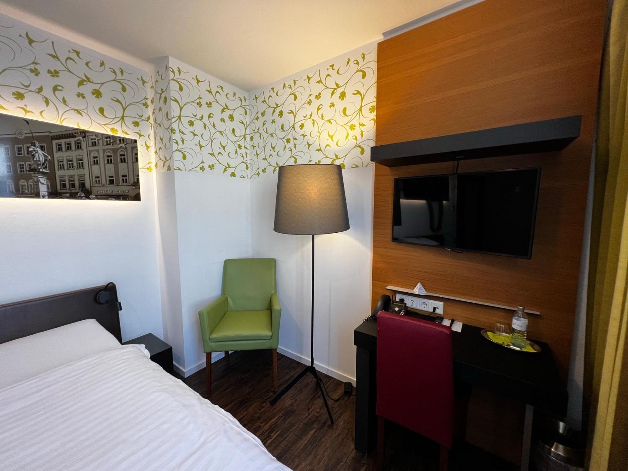 H+ Hotel Ried Рід-ім-Іннкрайс Екстер'єр фото
